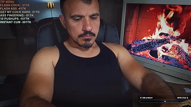 Snapshot of officeman7 chatting on 09-29-25, 04:56 officeman7 online show from 09-29-25, 04:56