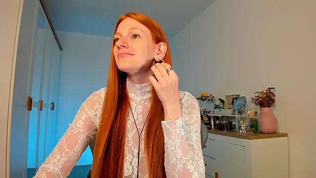 Aliceginger99 online show from 07-24-26, 01:31