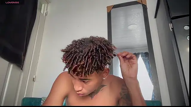 sexy blacks  online show from 11-14-25, 12:04