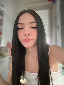 Snapshot of ShannonShanny chatting on 03-06-25, 11:36 ShannonShanny online show from 03-06-25, 11:36