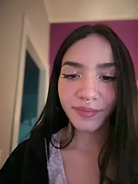 Snapshot of ShannonShanny chatting on 03-12-25, 05:17 ShannonShanny online show from 03-12-25, 05:17