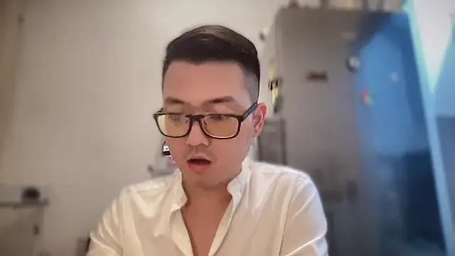 Snapshot of wangjian2324 chatting on 02-16-25, 06:10 wangjian2324 online show from 02-16-25, 06:10