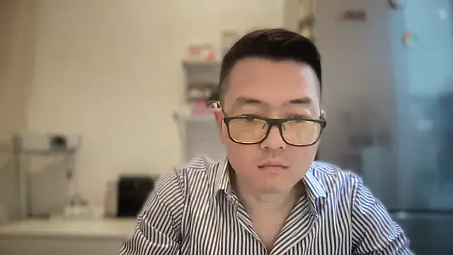 Snapshot of wangjian2324 chatting on 03-01-25, 06:54 wangjian2324 online show from 03-01-25, 06:54