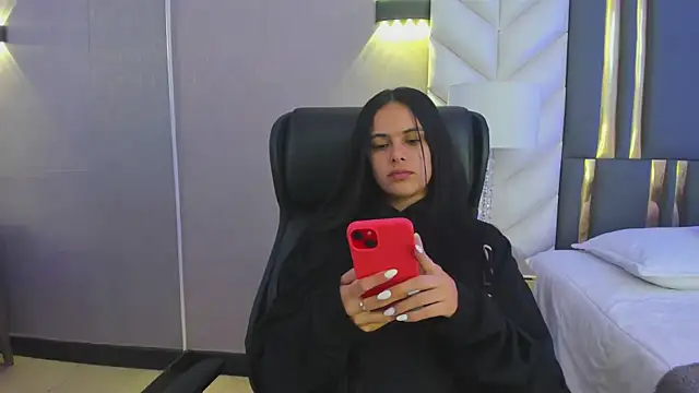 ChloeHarper  online show from 02-13-26, 11:28