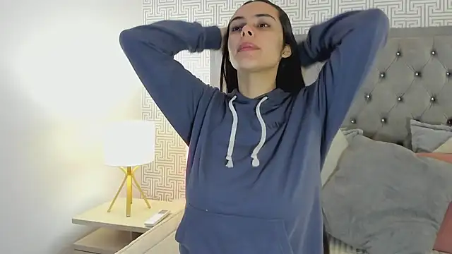 Snapshot of ChloeHarper_ chatting on 06-18-26, 11:58 ChloeHarper online show from 06-18-26, 11:58