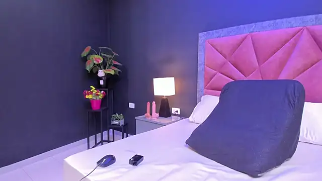 mia milff online show from 05-10-26, 06:13