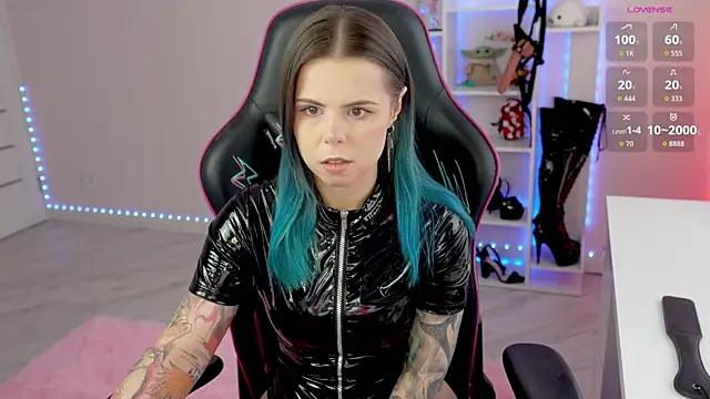 Latex Kitty online show from 04-09-26, 01:27