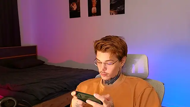 DENIS HERE online show from 01-13-26, 12:21