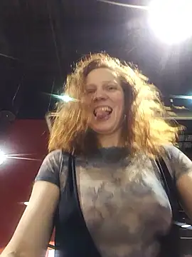 Exhibitionsplit online show from 03-07-26, 10:51