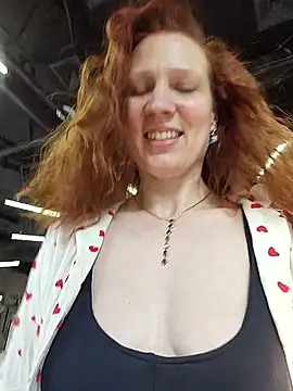 Exhibitionsplit online show from 05-24-26, 03:06