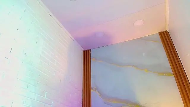 CoralineSweett online show from 10-11-25, 03:39