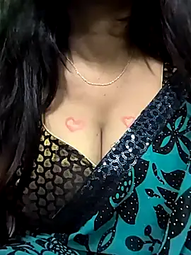 Snapshot of Shreya727 chatting on 07-12-26, 07:27 Shreya727 online show from 07-12-26, 07:27