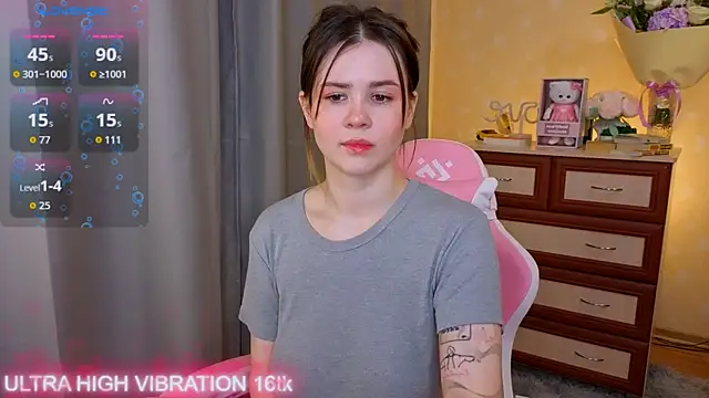 cutie mili online show from 10-21-25, 08:15