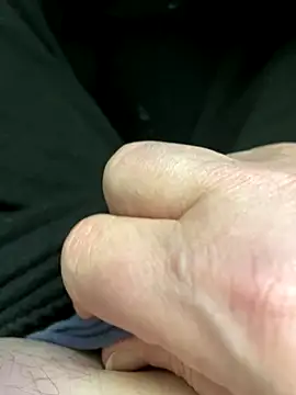 Snapshot of Big_Ugly chatting on 11-02-25, 02:58 Big Ugly online show from 11-02-25, 02:58