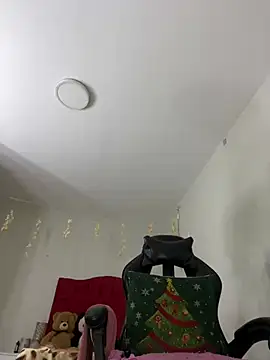 Snapshot of LISA_BULLOCK_ chatting on 02-06-25, 10:15 LISA BULLOCK  online show from 02-06-25, 10:15