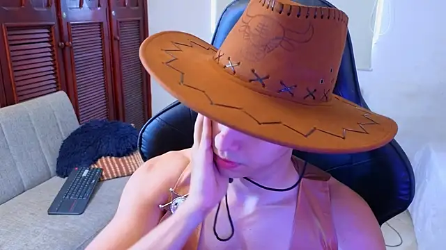 carl dixon online show from 10-31-25, 05:03