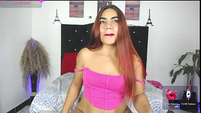 Snapshot of little_maleja chatting on 10-26-25, 04:18 little maleja online show from 10-26-25, 04:18