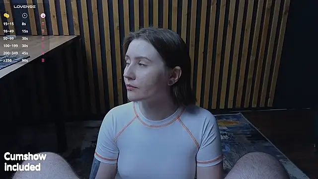 Snapshot of alicepugh chatting on 10-28-25, 06:54 alicepugh online show from 10-28-25, 06:54