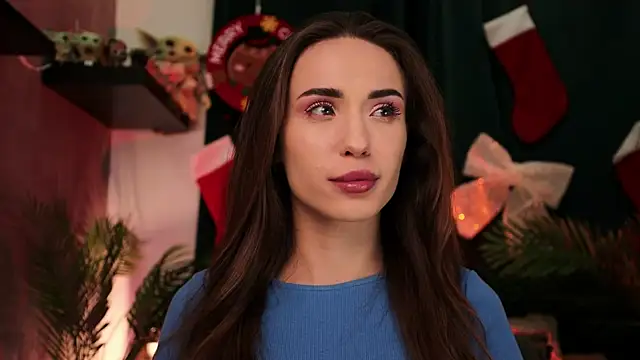 Snapshot of BabyYoda- chatting on 12-15-24, 12:17 BabyYoda- online show from 12-15-24, 12:17