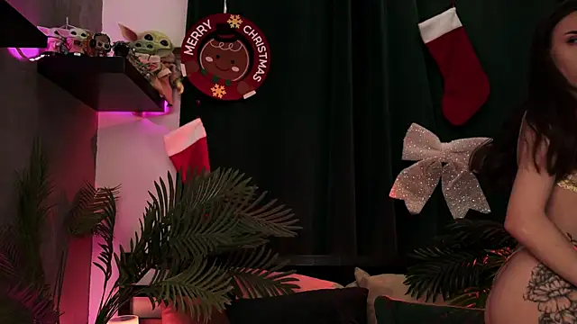 Snapshot of BabyYoda- chatting on 12-19-24, 04:56 BabyYoda- online show from 12-19-24, 04:56