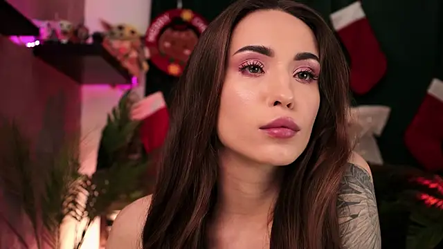 Snapshot of BabyYoda- chatting on 12-21-24, 05:29 BabyYoda- online show from 12-21-24, 05:29