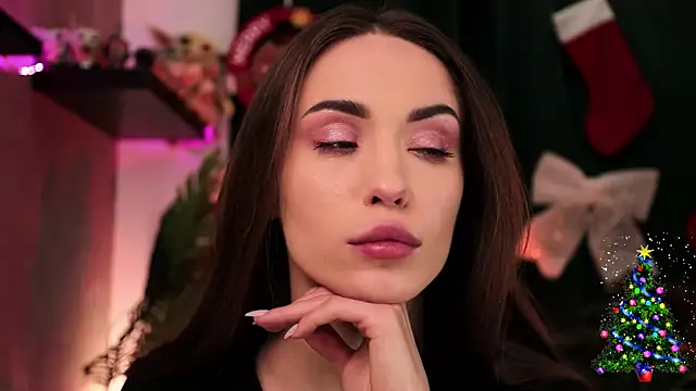 Snapshot of BabyYoda- chatting on 12-21-24, 08:43 BabyYoda- online show from 12-21-24, 08:43