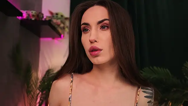 Snapshot of BabyYoda- chatting on 01-15-25, 06:51 BabyYoda- online show from 01-15-25, 06:51