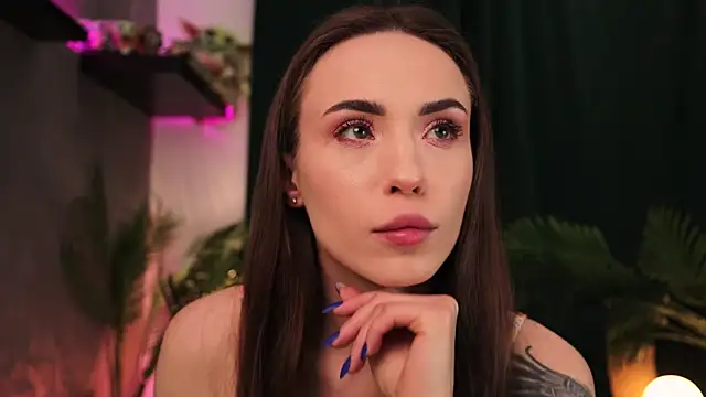 Snapshot of BabyYoda- chatting on 01-23-25, 10:22 BabyYoda- online show from 01-23-25, 10:22