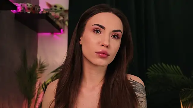 Snapshot of BabyYoda- chatting on 01-23-25, 01:24 BabyYoda- online show from 01-23-25, 01:24