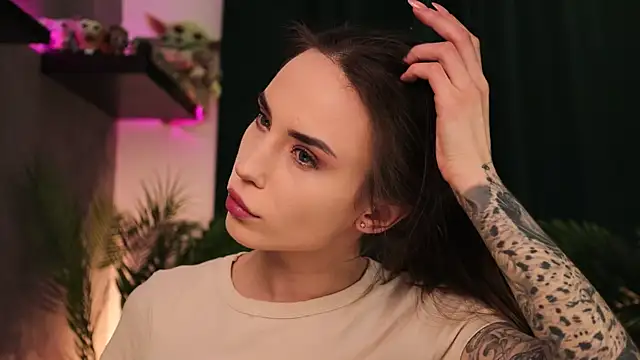 Snapshot of BabyYoda- chatting on 02-27-25, 04:09 BabyYoda- online show from 02-27-25, 04:09