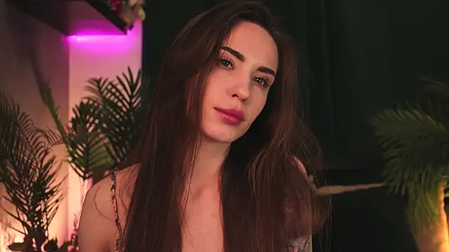 Snapshot of BabyYoda- chatting on 03-23-25, 04:49 BabyYoda- online show from 03-23-25, 04:49