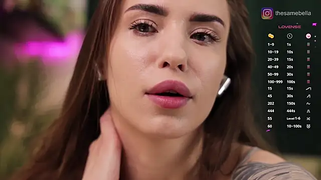 Snapshot of BabyYoda- chatting on 10-02-25, 08:05 BabyYoda- online show from 10-02-25, 08:05