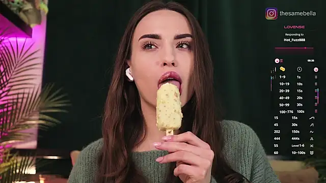 Snapshot of BabyYoda- chatting on 10-04-25, 05:55 BabyYoda- online show from 10-04-25, 05:55