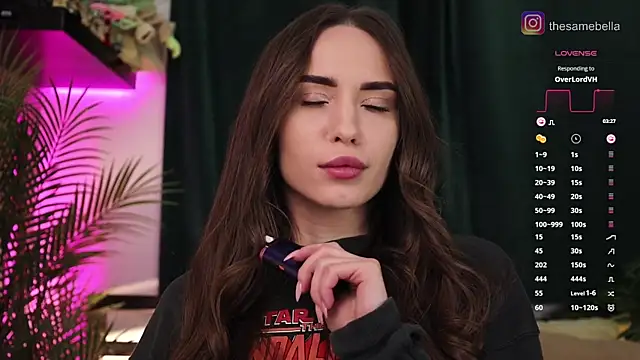 Snapshot of BabyYoda- chatting on 10-27-25, 05:06 BabyYoda- online show from 10-27-25, 05:06