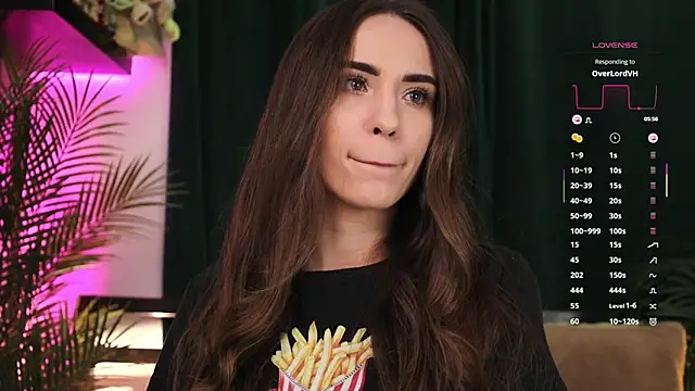 Snapshot of BabyYoda- chatting on 11-01-25, 06:54 BabyYoda- online show from 11-01-25, 06:54