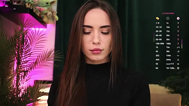 Snapshot of BabyYoda- chatting on 11-05-25, 06:52 BabyYoda- online show from 11-05-25, 06:52