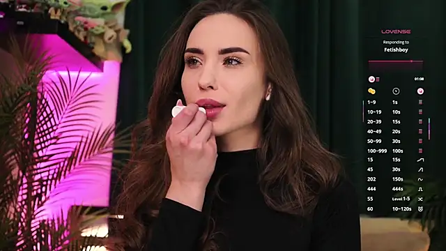 Snapshot of BabyYoda- chatting on 11-08-25, 06:40 BabyYoda- online show from 11-08-25, 06:40