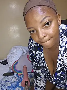 Snapshot of Miss_lisa- chatting on 07-19-26, 12:14 Miss lisa- online show from 07-19-26, 12:14