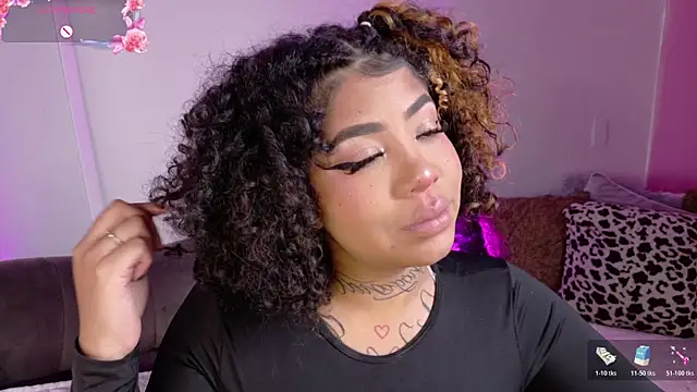 foxxy-lov3 online show from 02-24-26, 01:42