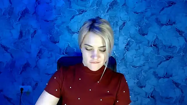 Snapshot of nika_gold1 chatting on 01-24-25, 05:00 nika gold1 online show from 01-24-25, 05:00