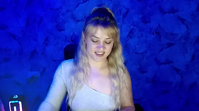 nika gold1 online show from 07-28-26, 06:31