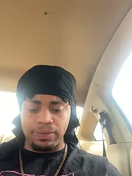 Snapshot of Elgrazonamor chatting on 12-11-24, 06:42 Elgrazonamor online show from 12-11-24, 06:42