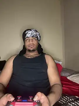 Snapshot of Elgrazonamor chatting on 12-13-24, 03:16 Elgrazonamor online show from 12-13-24, 03:16