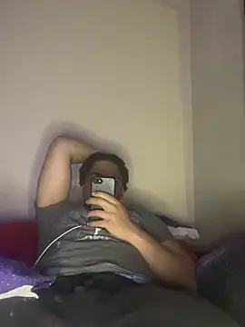 Snapshot of Elgrazonamor chatting on 02-24-25, 01:24 Elgrazonamor online show from 02-24-25, 01:24