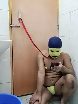 Snapshot of zentaishow chatting on 09-23-25, 11:24 zentaishow online show from 09-23-25, 11:24