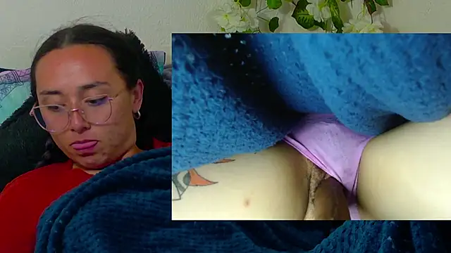 Hot Candy  online show from 05-21-26, 04:19