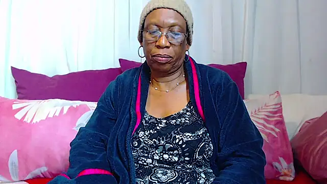 Freakyassnwildx online show from 11-25-25, 04:18