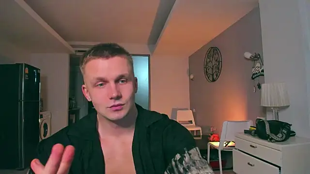 Samuel Andrew online show from 10-29-25, 06:48