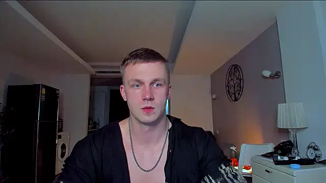 Snapshot of Samuel_Andrew chatting on 06-21-26, 02:14 Samuel Andrew online show from 06-21-26, 02:14