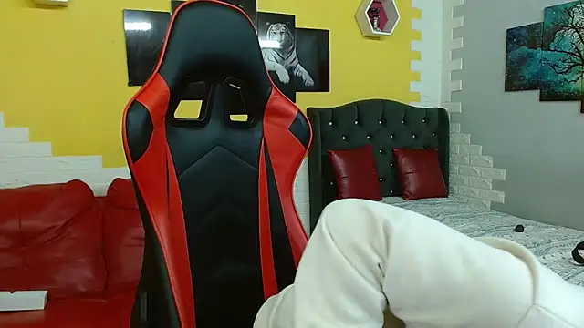 isabeautyx19 online show from 11-14-25, 03:38